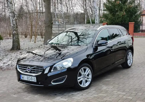 volvo podlaskie Volvo V60 cena 40900 przebieg: 166000, rok produkcji 2011 z Łódź